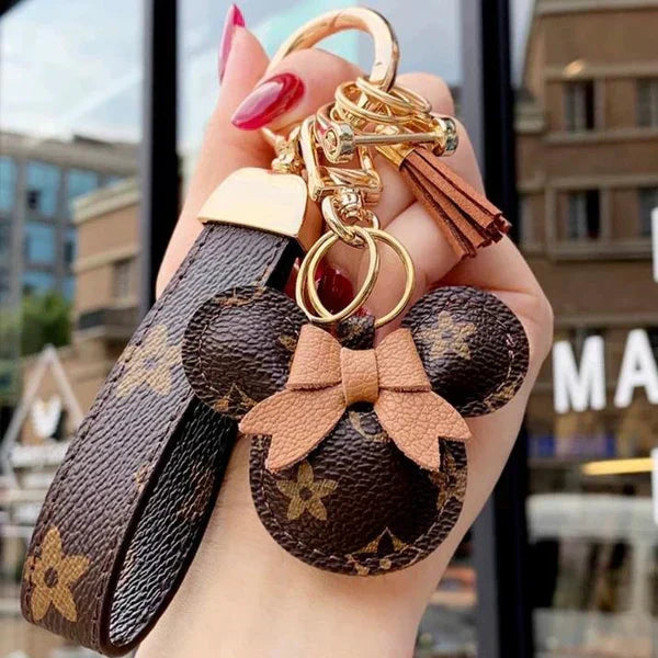 Luxury Keychain – Elegant Designer-Inspired Charm for Bags & Keys