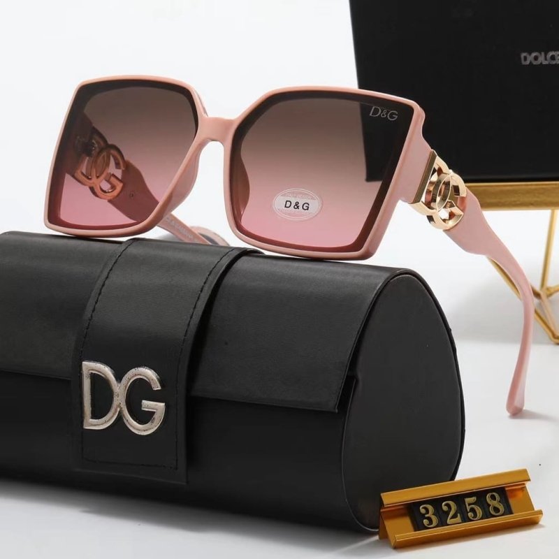 BUY 1 GET 2 – D&G 504r Sonnenbrille + Love Diamonds CR Armband
